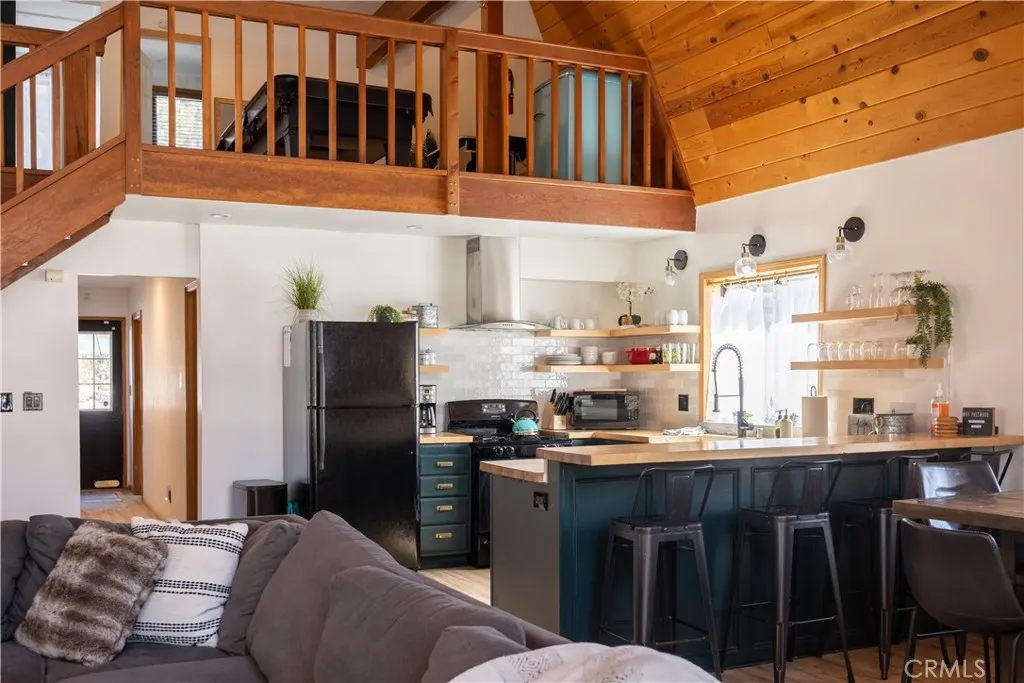 Additional image 37 of 725 Temple Lane, Big Bear Lake, CA 92315