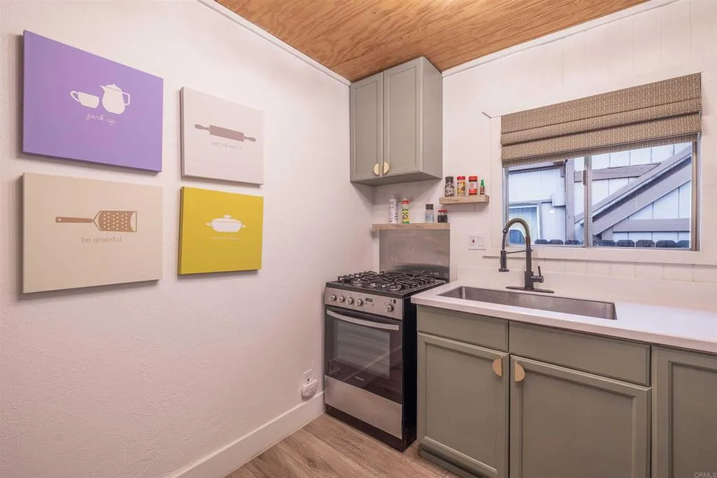 Additional image 37 of 271 Leonard Ln, Sugarloaf, CA 92386