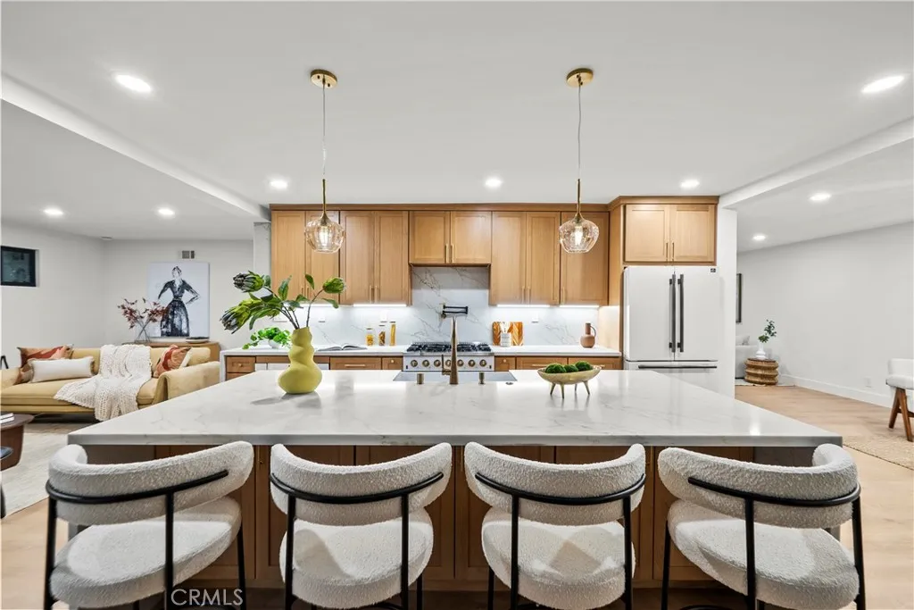 Additional image 43 of 13925 Branton Place, Sherman Oaks, CA 91423