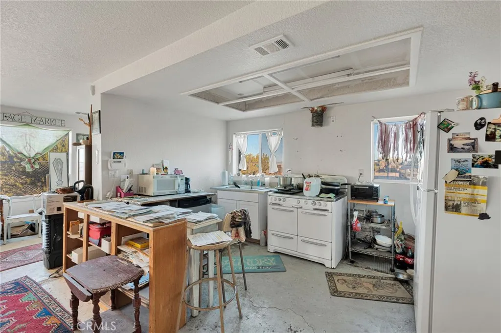 Additional image 40 of 25735 Santa Rosa Rd, Apple Valley, CA 92308