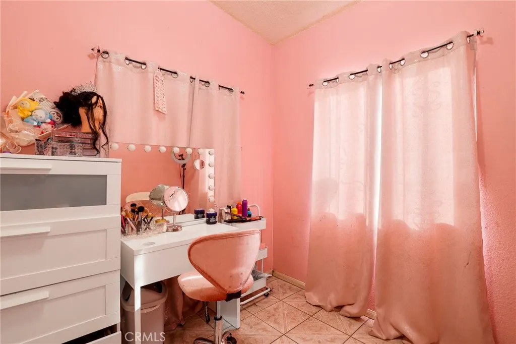 Additional image 13 of 240 E 56th Street, Los Angeles, CA 90011