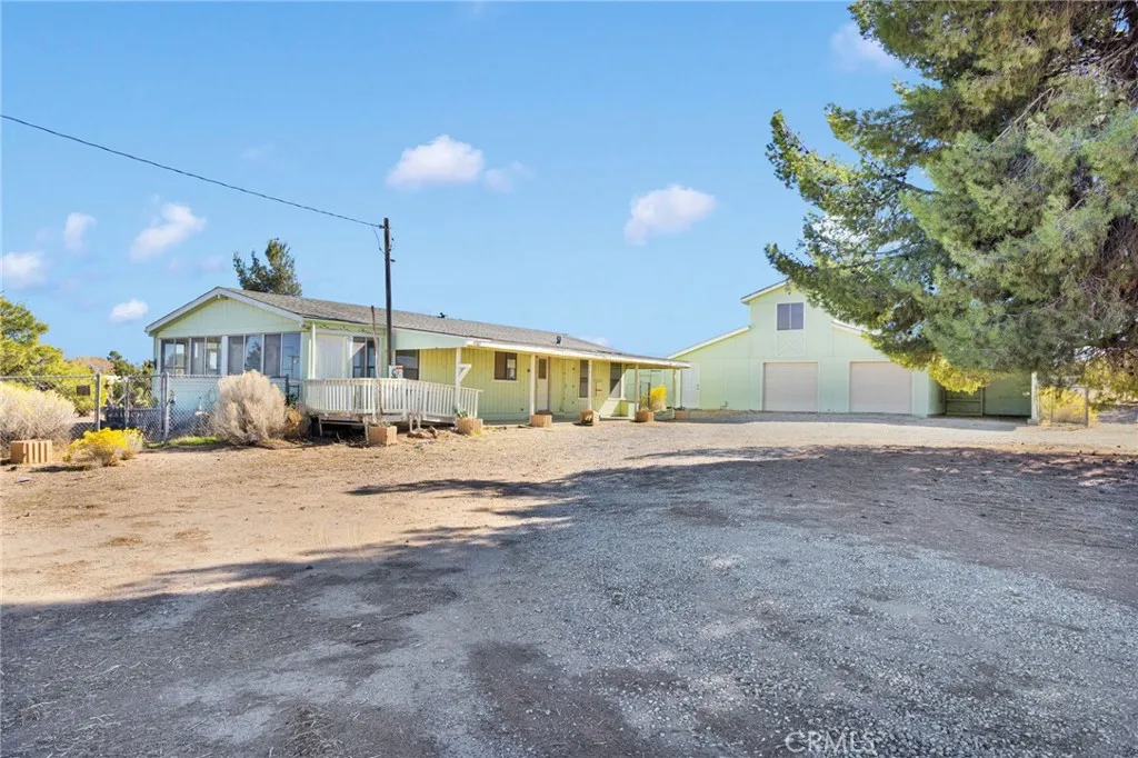 Additional image 4 of 9283 Atsina Road, Phelan, CA 92371