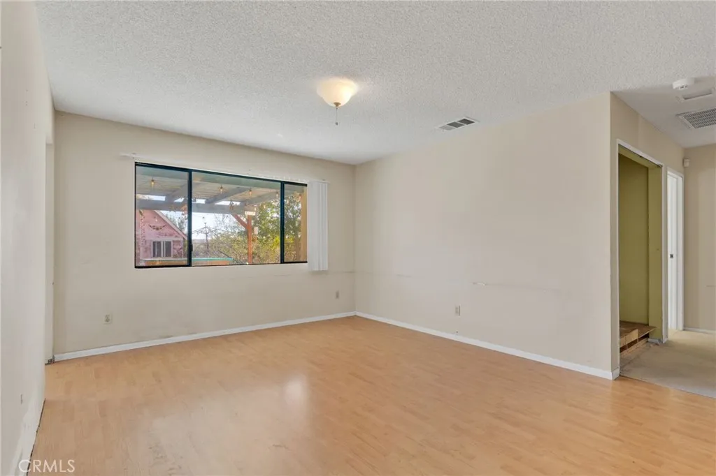 Additional image 13 of 27325 Strawberry Ln, Helendale, CA 92342