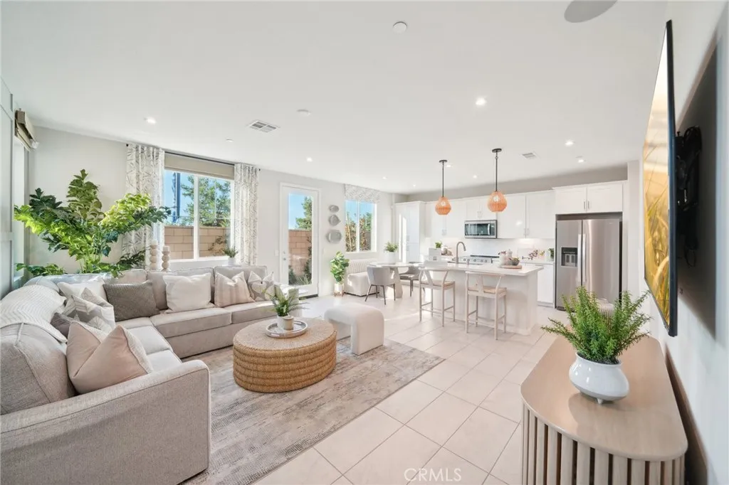 Additional image 4 of 16079 Montenegro Lane, Fontana, CA 92336