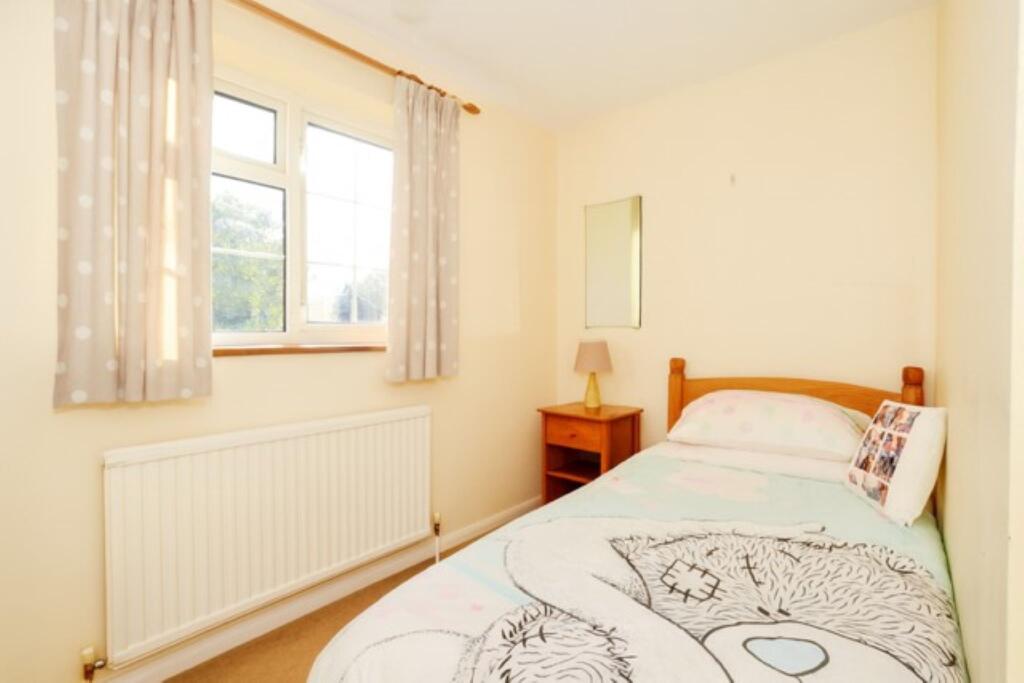 Additional image 14 of How Wood, Park Street, St. Albans