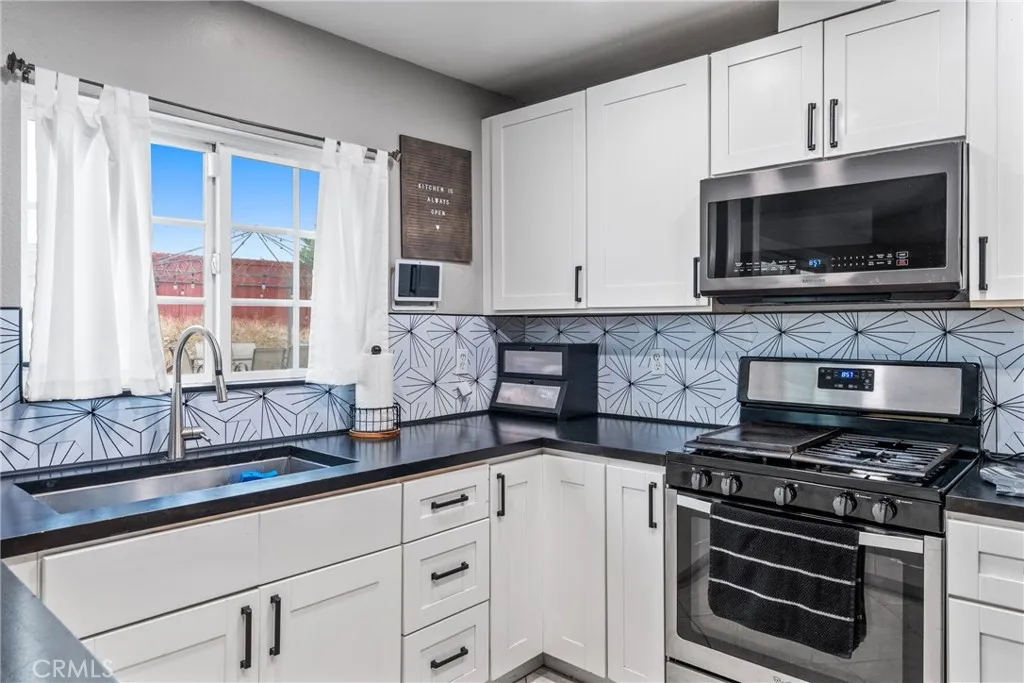 Additional image 44 of 1648 W Wedgewood St, Rialto, CA 92376