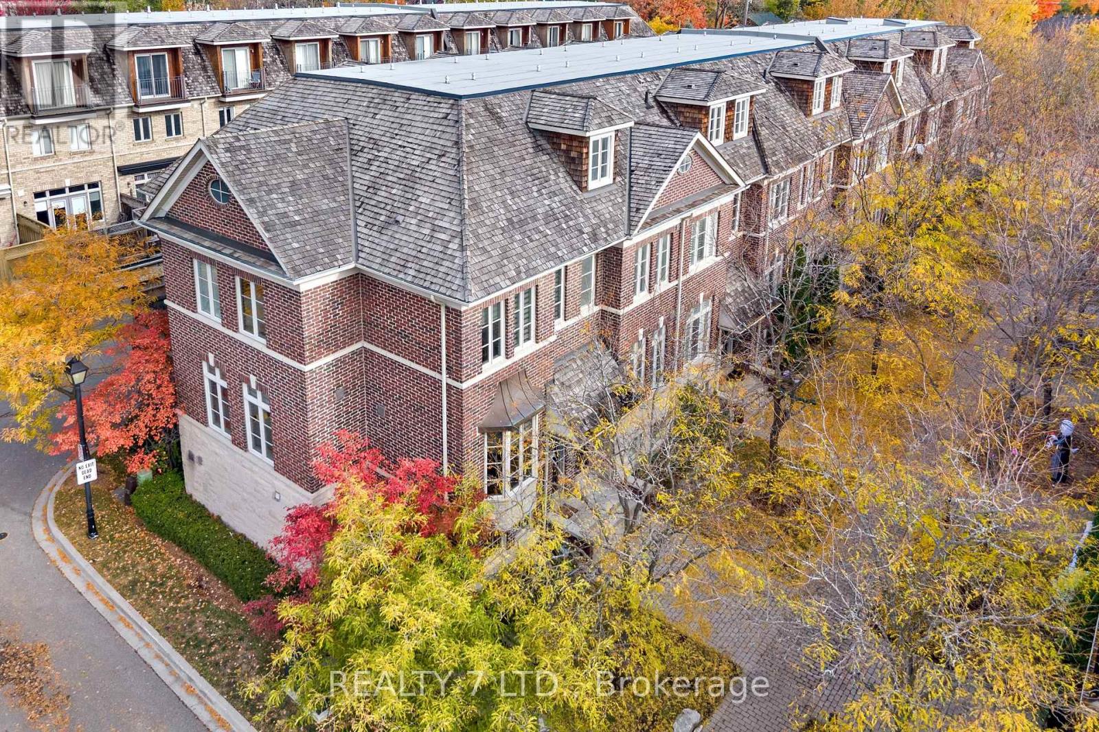 44 FURROW LANE|Toronto (Islington-City Centre West), Ontario M8Z0A3