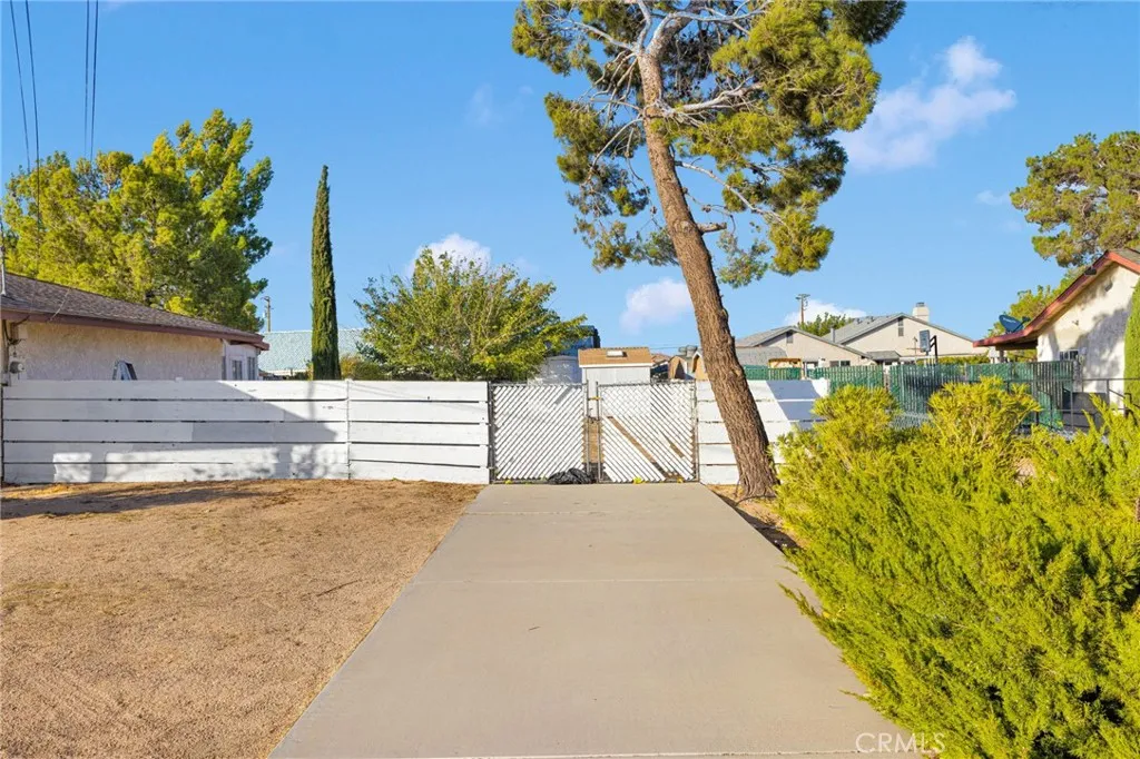 Additional image 38 of 18442 Hinton St, Hesperia, CA 92345