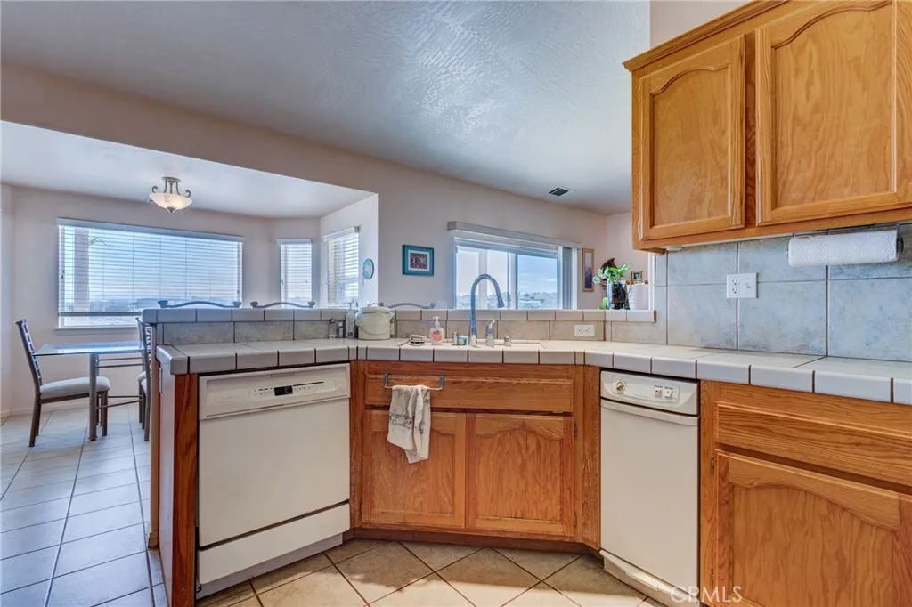 Additional image 27 of 8605 Cantel Court, Oak Hills, CA 92344