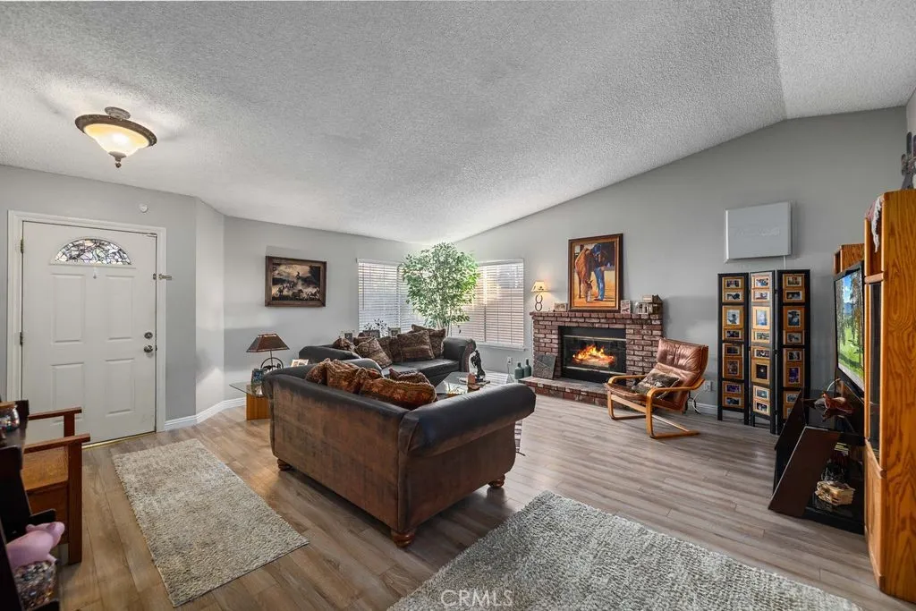 Additional image 4 of 44115 Hunter Court, Lancaster, CA 93536