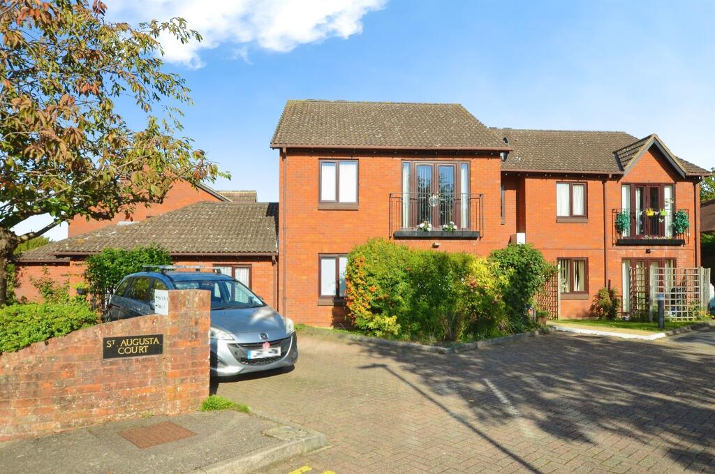 Batchwood View, St. Albans