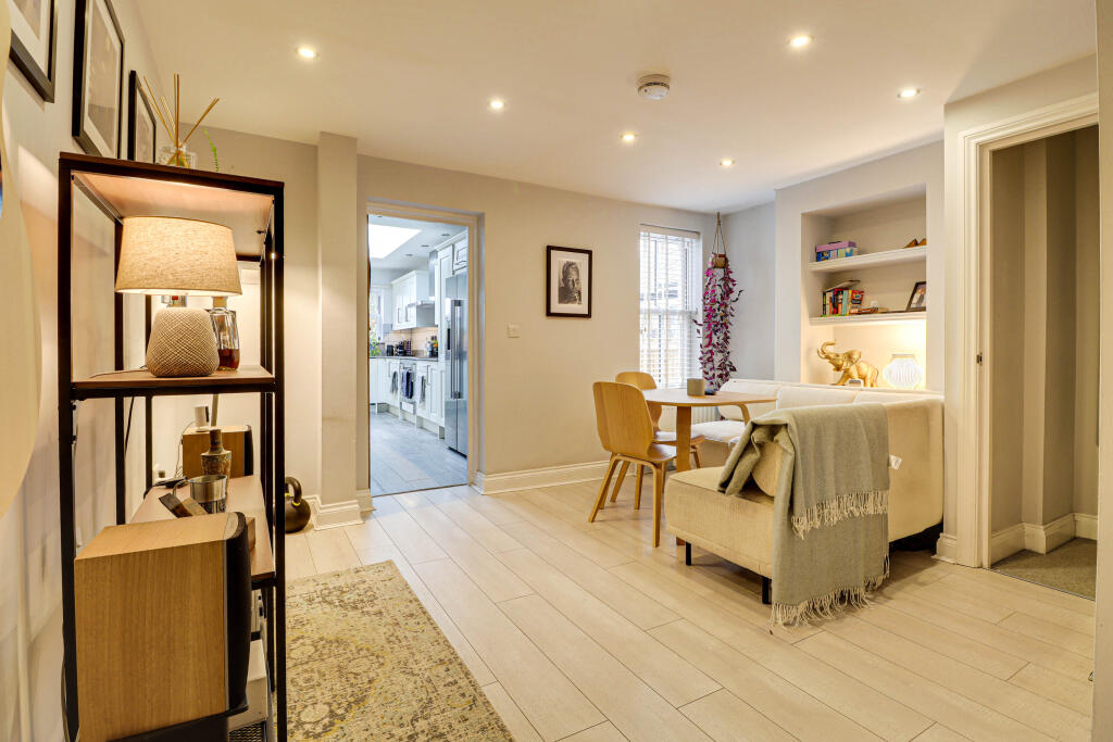 Additional image 23 of Cravells Road, Harpenden, AL5