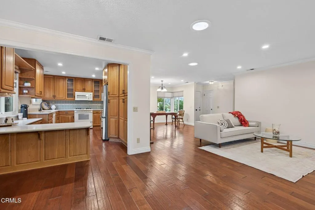 Additional image 96 of 287 Oberlin Avenue, Ventura, CA 93003