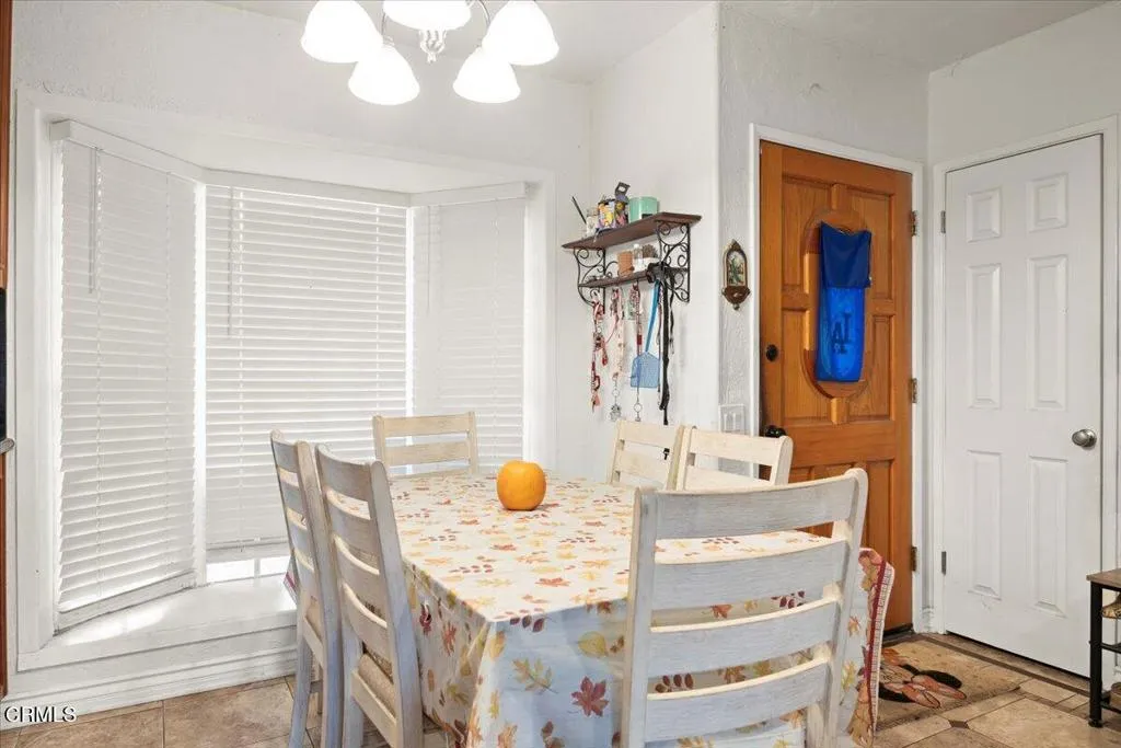 Additional image 11 of 1307 Mariposa Drive, Santa Paula, CA 93060