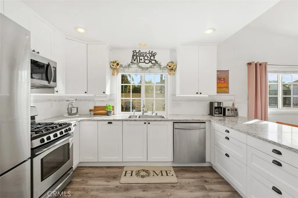 Additional image 44 of 896 Monarch Dr, Corona, CA 92879