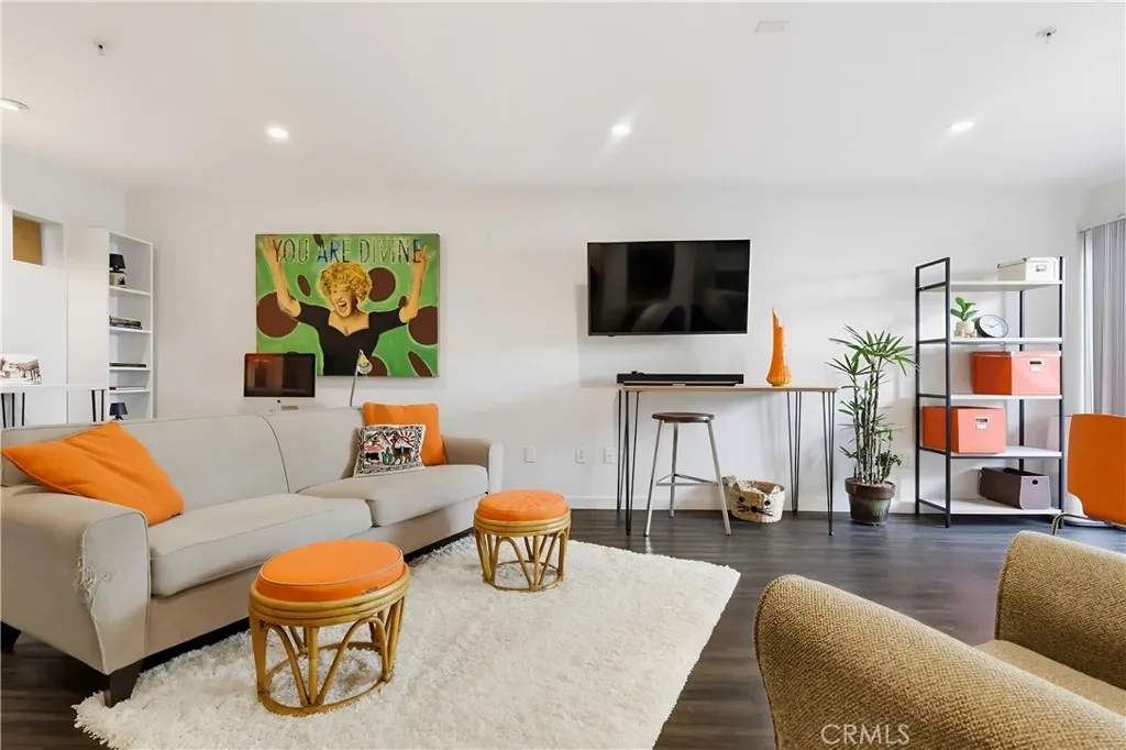 Additional image 69 of 834 E 4th Street Unit 29, Long Beach, CA 90802