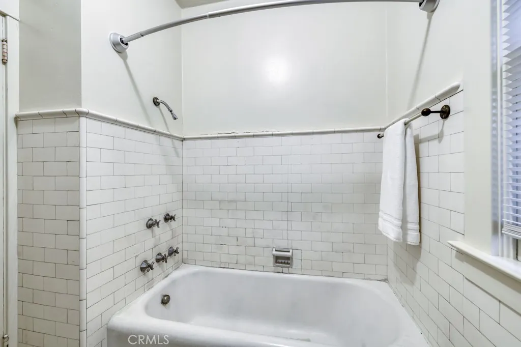 Additional image 101 of 605 E Home Avenue, Fresno, CA 93728