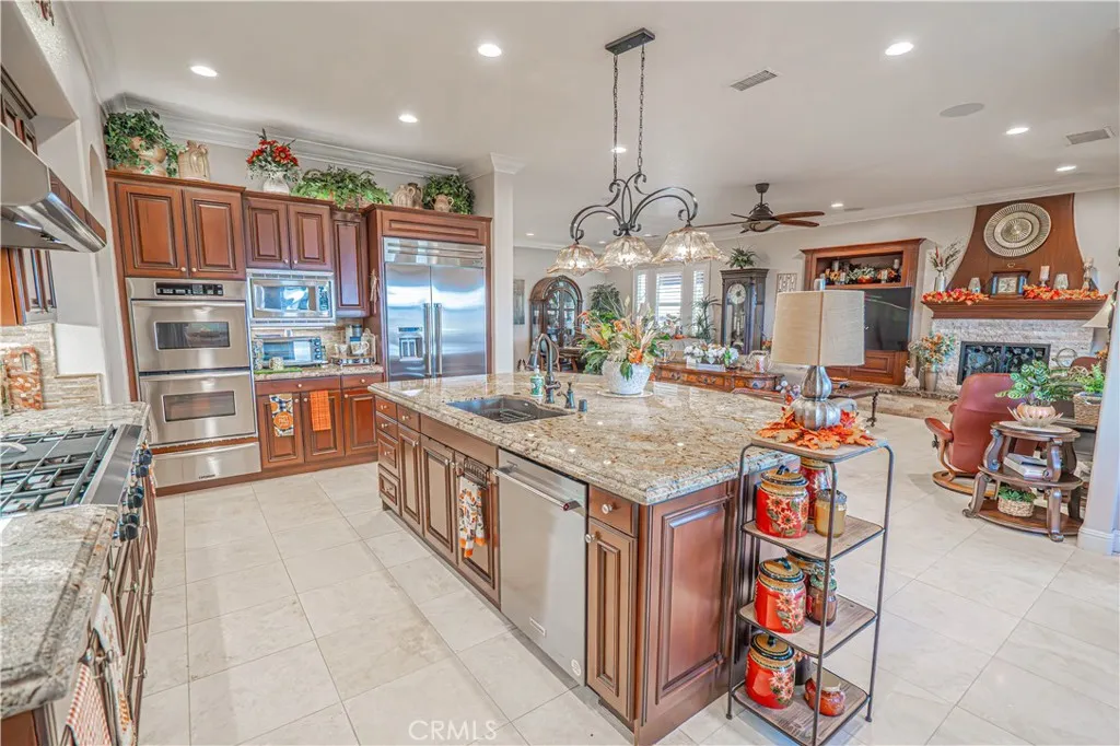Additional image 17 of 26524 Valley Oak Lane, Valencia, CA 91381