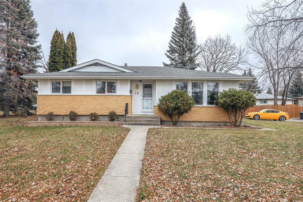 Property image for 18 Newcastle Road|Winnipeg, Manitoba R3T3Y7