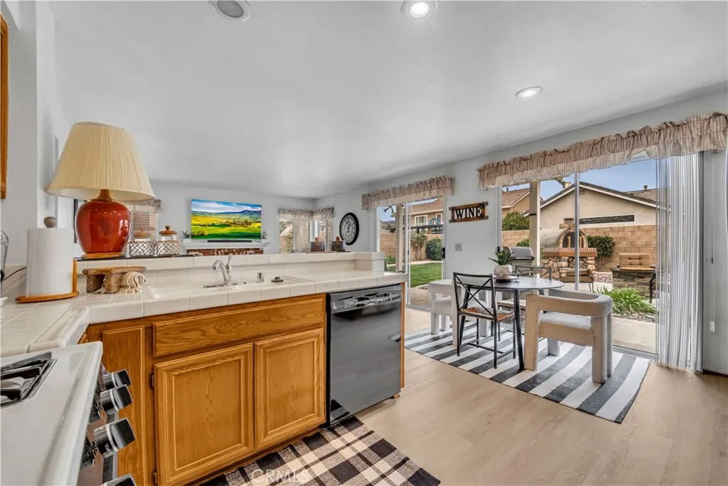 Additional image 8 of 40437 Aster Pl, Palmdale, CA 93551