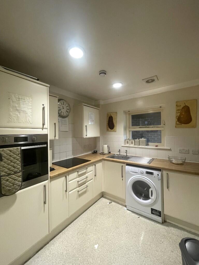 Additional image 3 of Drop Lane, AL2