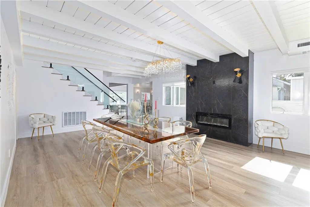 Additional image 15 of 5439 Gentry Avenue, Valley Village, CA 91607