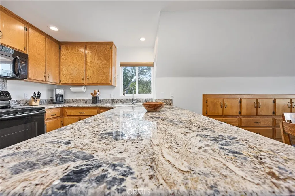 Additional image 17 of 28207 Oaks Rancho Rd, Keene, CA 93531