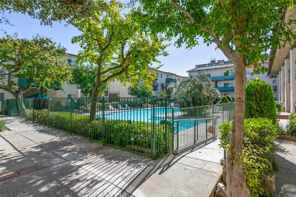Additional image 43 of 5460 White Oak Avenue Unit C330, Encino, CA 91316