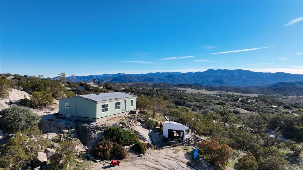 Additional image 2 of 42475 La Brinia Ln, Anza, CA 92539