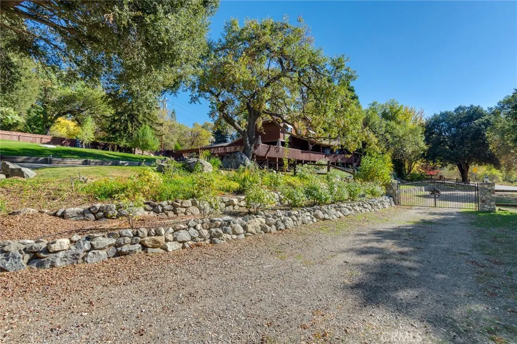 Additional image 13 of 39292 Oak Glen Road, Oak Glen, CA 92399