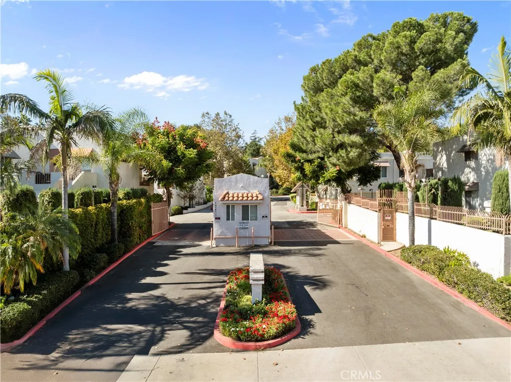 Additional image 3 of 12411 Osborne Street Unit 106, Pacoima, CA 91331