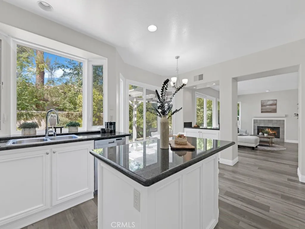 Additional image 9 of 23123 Park Terra, Calabasas, CA 91302