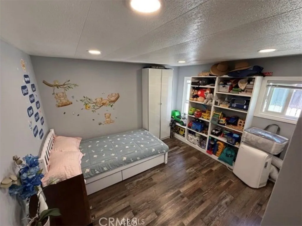 Additional image 27 of 715 W 220th St, Torrance, CA 90502