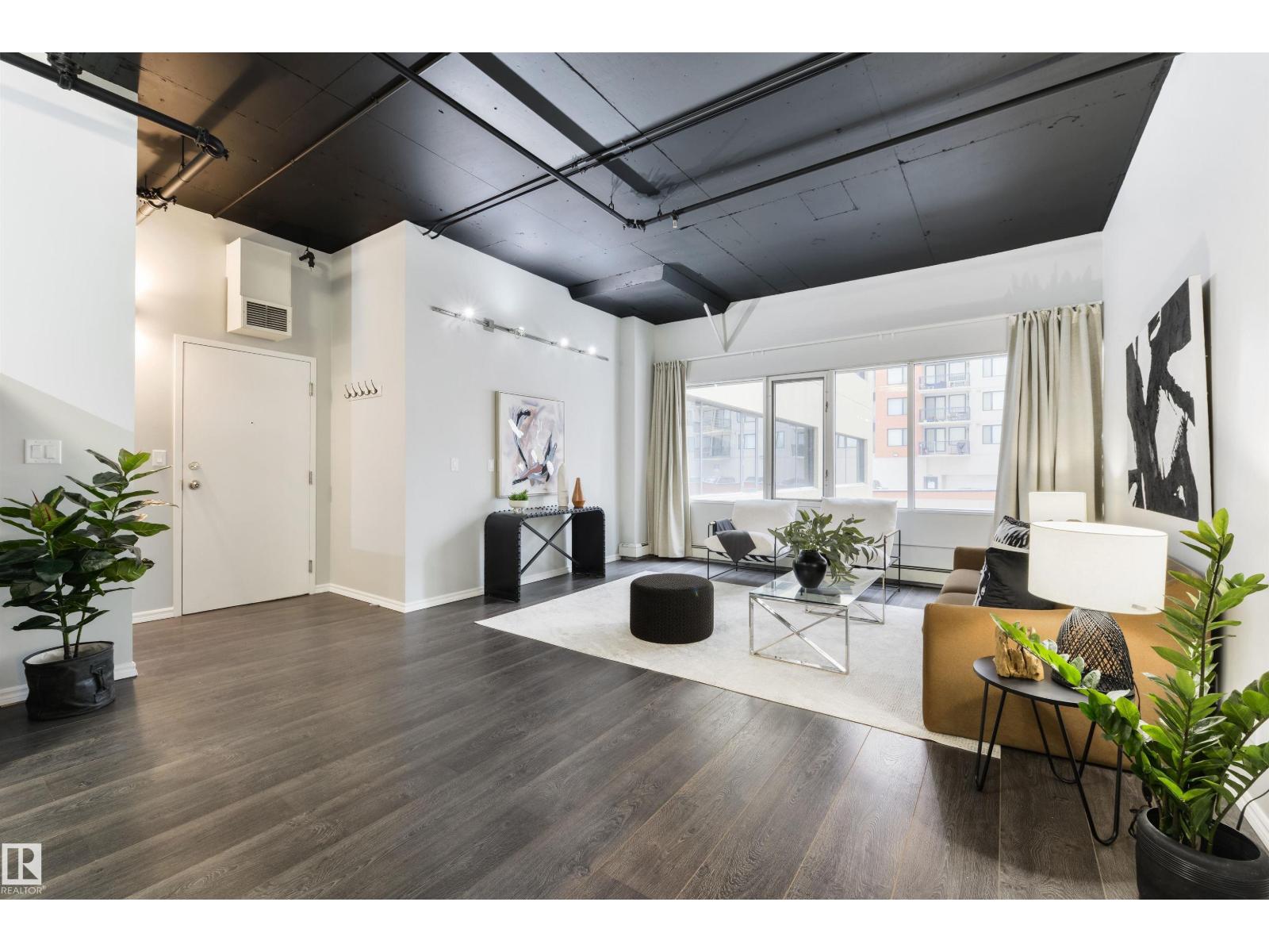 #408 10179 105 ST NW|Edmonton, Alberta T5J3N1