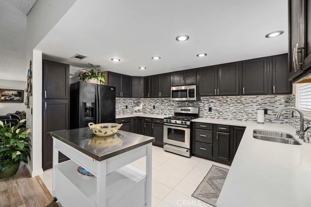 Additional image 13 of 44115 Hunter Court, Lancaster, CA 93536