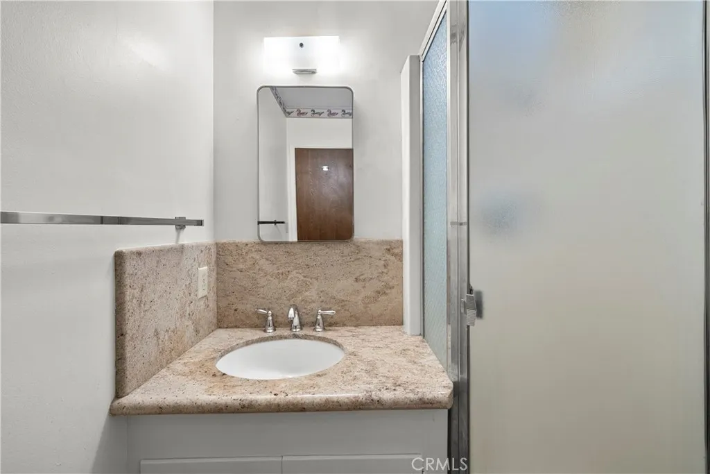 Additional image 27 of 24422 Valley St, Newhall, CA 91321