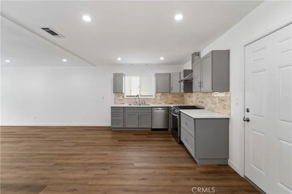 Additional image 57 of 21943 Parthenia Street, West Hills, CA 91304