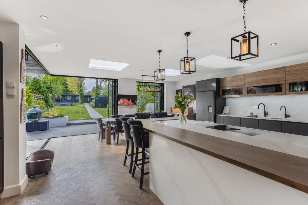 Additional image 2 of Watford Road, St. Albans, Hertfordshire, AL1