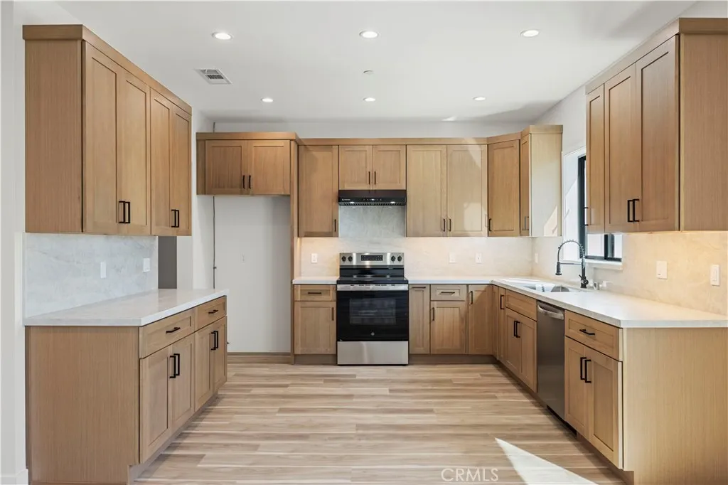 Additional image 3 of 4210 New York Ave, La Crescenta, CA 91214