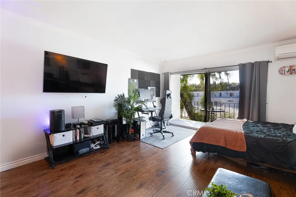 Additional image 16 of 15344 Weddington, Sherman Oaks, CA 91411