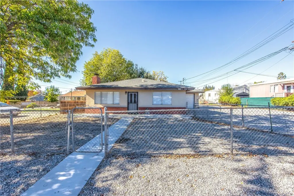 Additional image 3 of 12704 California Street, Yucaipa, CA 92399