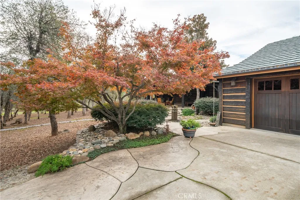 Additional image 5 of 15900 El Camino Robles Rd, Redding, CA 96001