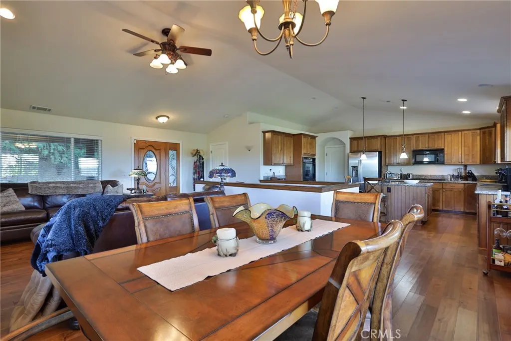 Additional image 11 of 25152 Valle Drive, Crestline, CA 92325