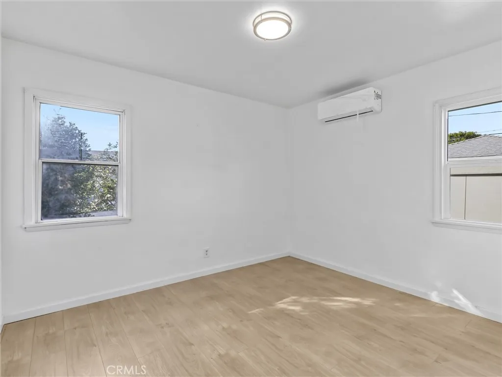 Additional image 18 of 639 E 105th St, Los Angeles, CA 90002