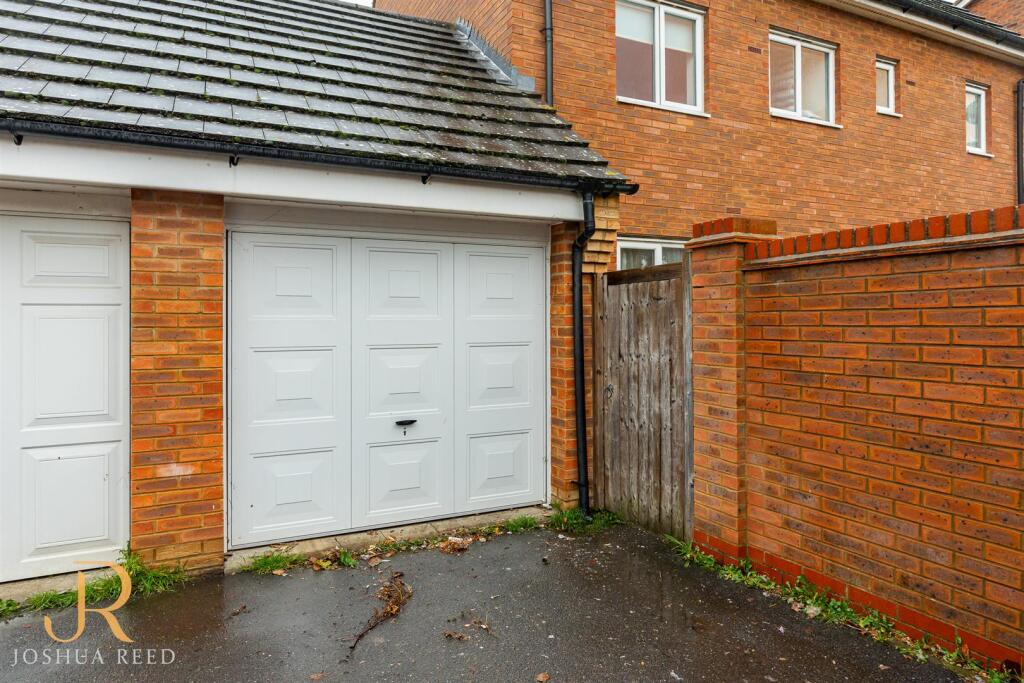 Additional image 18 of Walker Grove, Hatfield