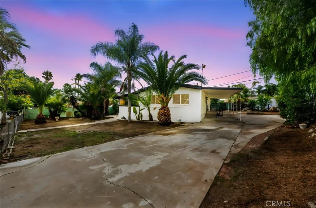 Additional image 39 of 300 Diana St, Perris, CA 92570