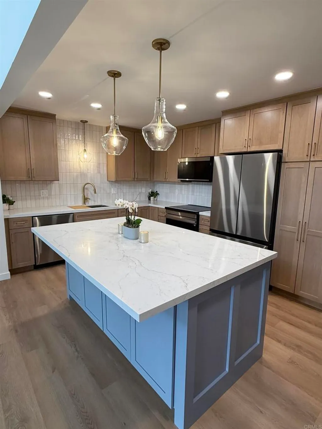 Additional image 10 of 10296 Baroness Avenue, San Diego, CA 92126