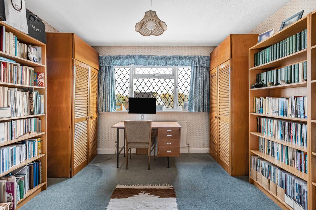 Additional image 19 of Bluebridge Avenue, Brookmans Park, AL9