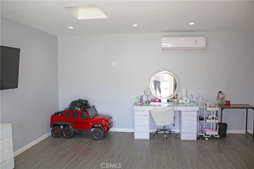 Additional image 33 of 8930 Rubio, North Hills, CA 91343