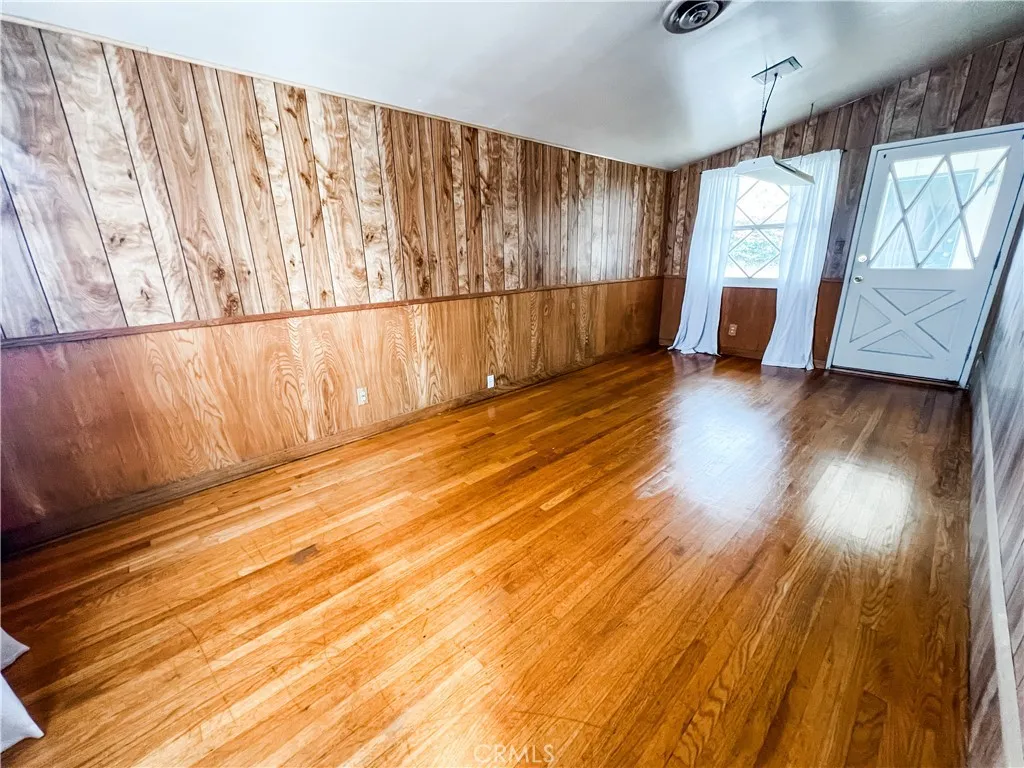 Additional image 58 of 534 E Hoover Ave, Orange, CA 92867